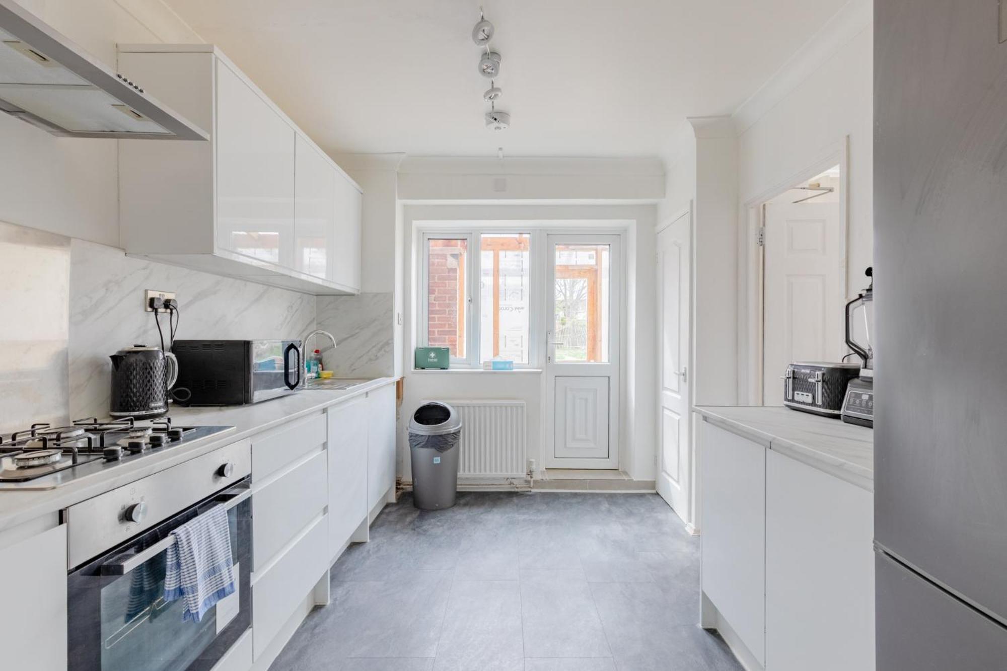 Spacious 4bd With Large Garden East Holiday home London